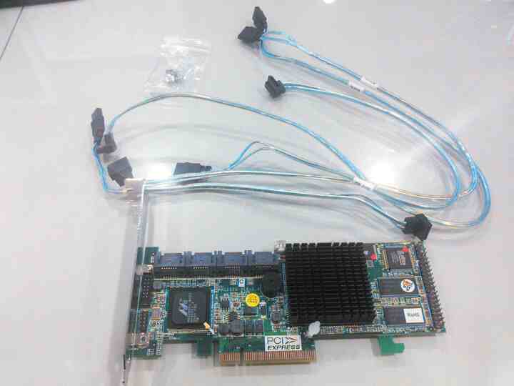 ARECA1220_256MB.jpg