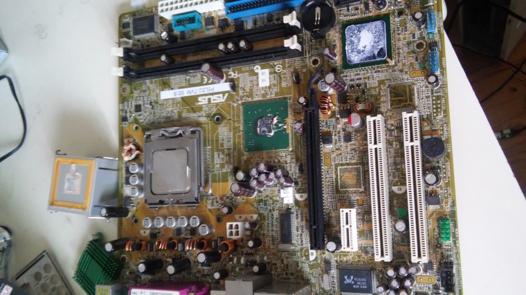160809_hardware_2014_a5cc163e64e1fdc0a70
