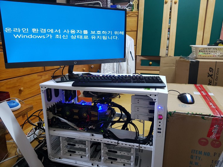 161031_hardware_2014_f297bee6cafb339bbe5