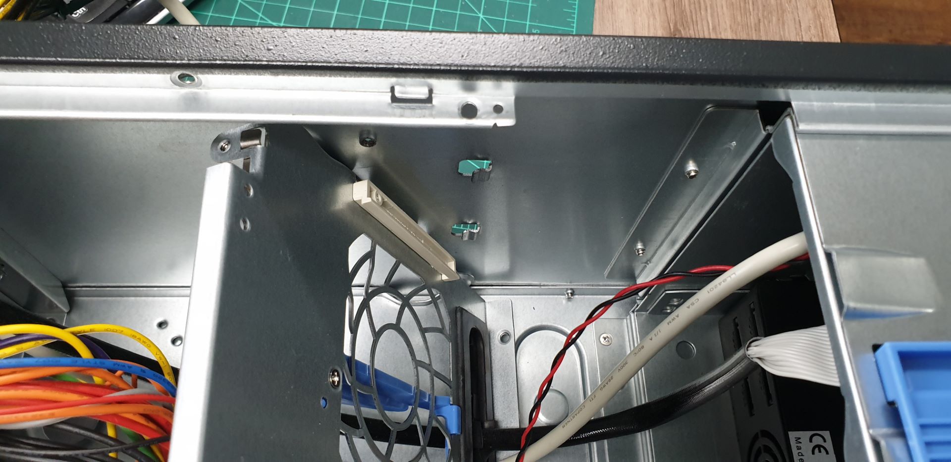 190219_hardware_2014_e05521ba3d8d6bf6277