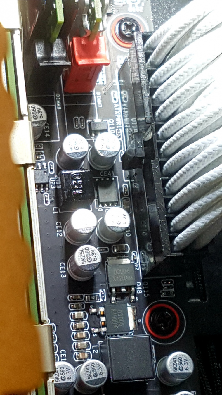 200730_hardware_2014_abf570ef77b1dddd959