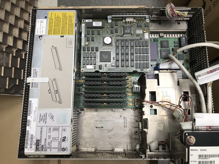 200825_hardware_2014_82b7a9347d2aa41936a