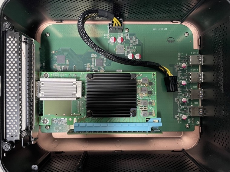 220228_hardware_2014_817459879443663990d