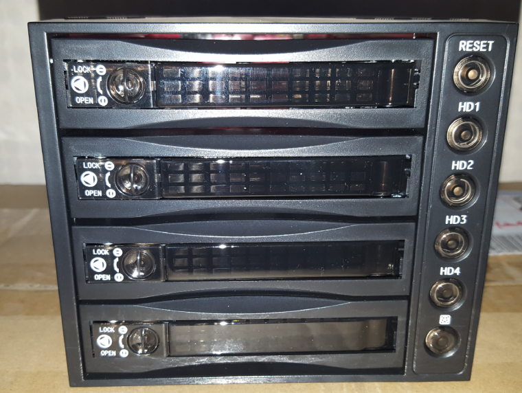 220409_hardware_2014_1cd10257adbfd99a01a