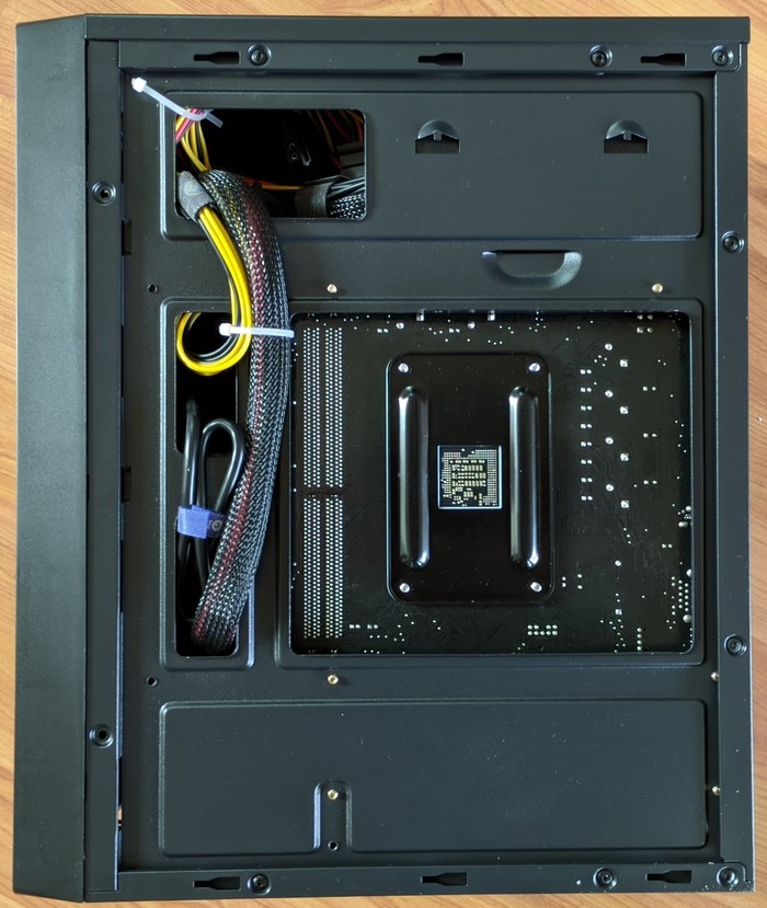 230304_hardware_2014_b0e61c33893df651a27