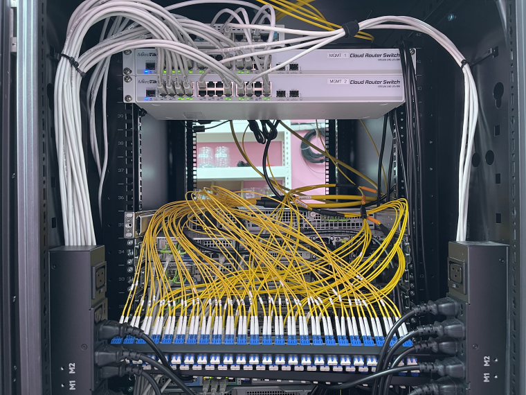 231105_hardware_2014_740e0b79c5a37e231db
