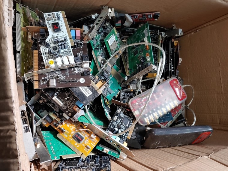 240314_hardware_2014_ef00aef0b8b76f98473