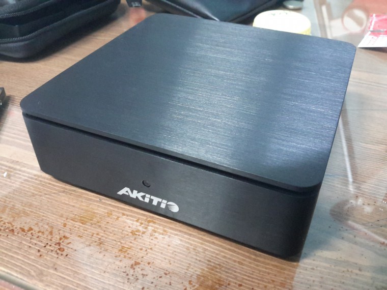 160211_unbox_e545374ba458eb5de840701fff4
