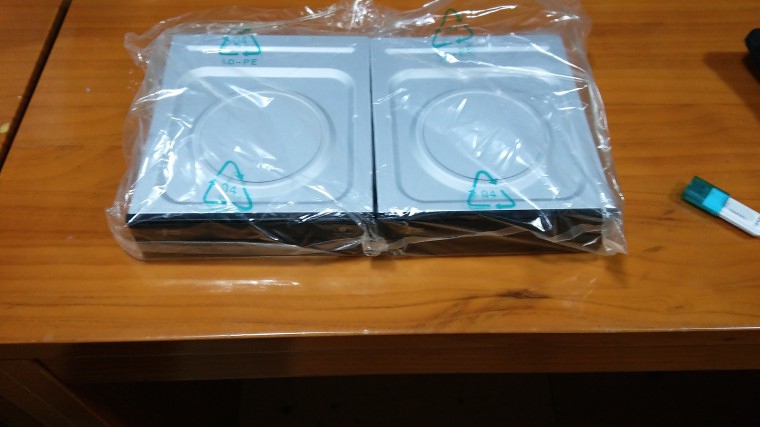 160421_unbox_240ad3c8e9c3f23ce819b82ba32