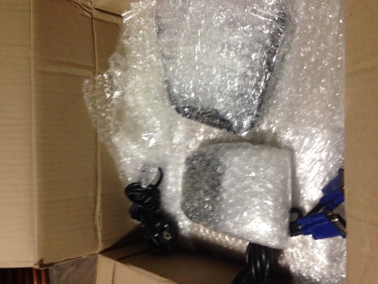 160908_unbox_b1125632ecc2e0e81375f3112a5