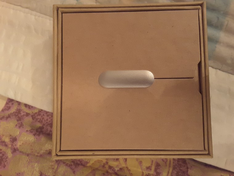161001_unbox_5510537b675f276657bd2a1182b