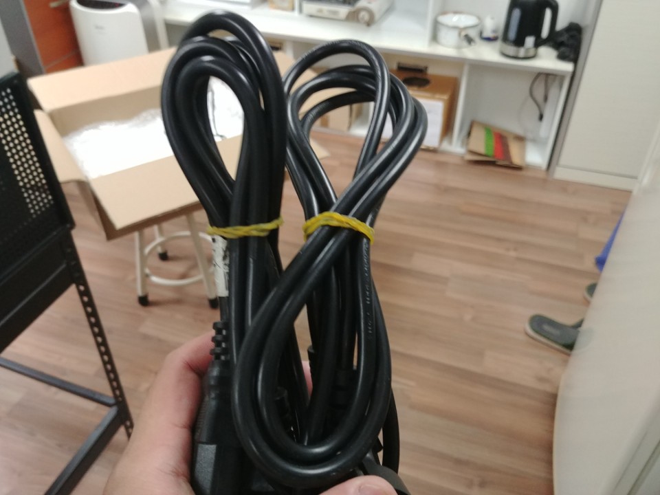 170915_unbox_50709c214a04cad95edd5773772