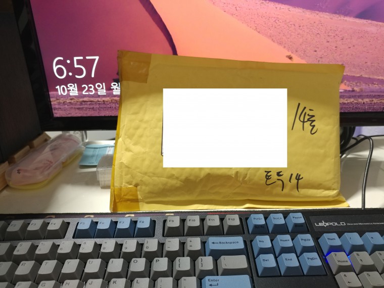 171023_unbox_a22f6f9bdf8e20c772a3cd215c3