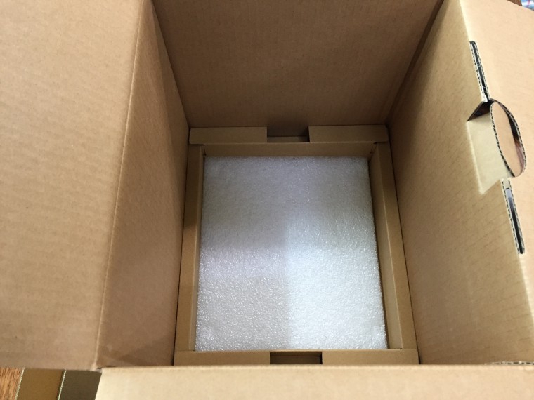 180310_unbox_2edc75e550fc89a23359279a4bf