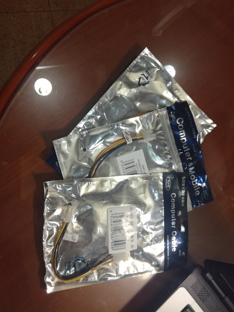 181002_unbox_c489cc1ca51975cb5e1500ae77c