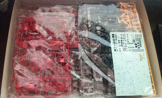 181008_unbox_c58e5fa09ba49a5582e2665e068