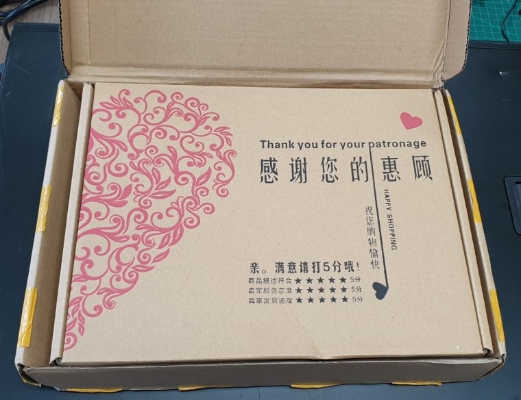 190307_unbox_1bdd531a3094ac91167de1fa1ce