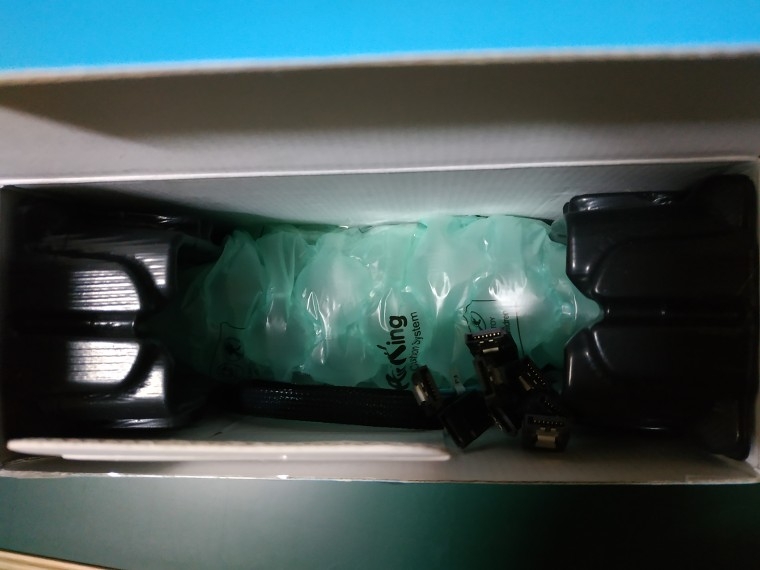 190313_unbox_329f57466b00fbebc1e1c874704