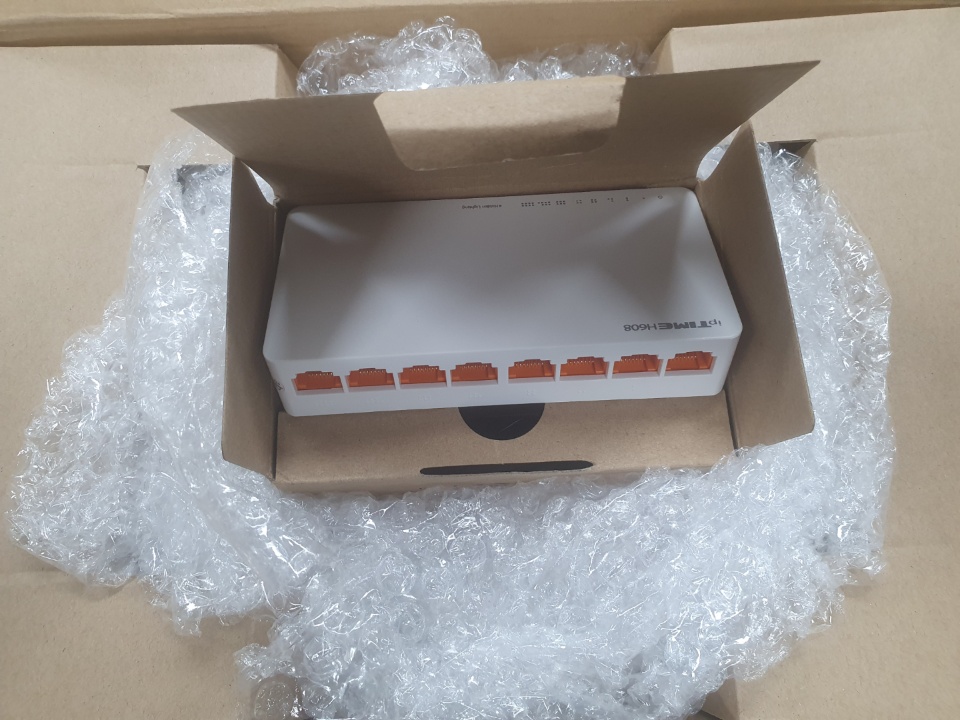 200429_unbox_c52fe7854cb8fb28954a9cd2fc4