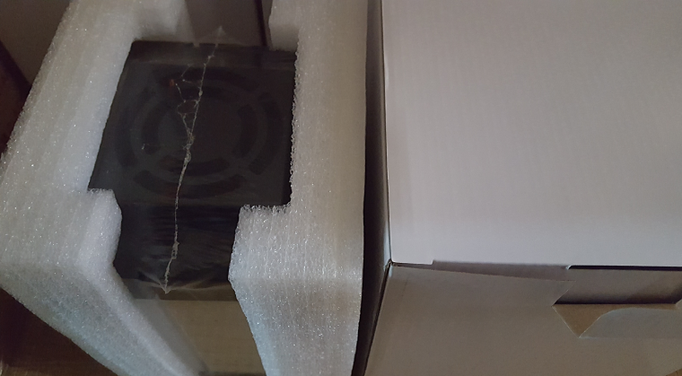 220410_unbox_4ef83846d3efa1b35298d9201b3