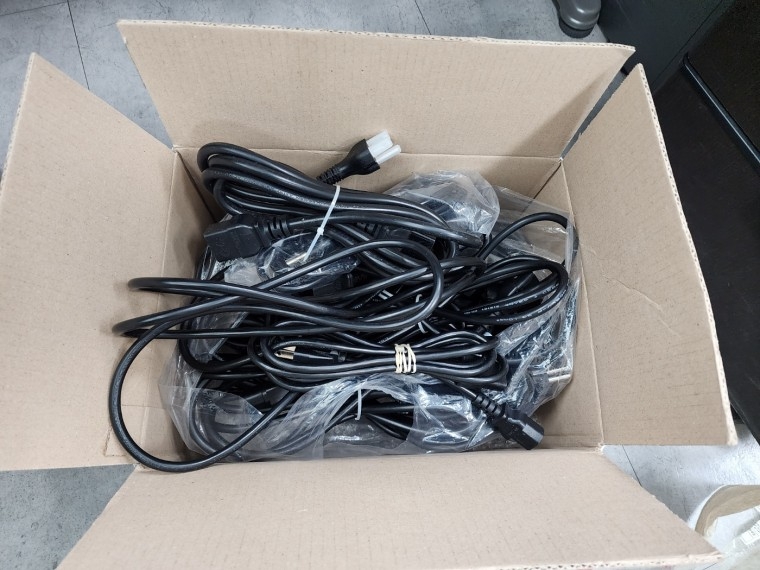 221221_unbox_3044796d0cc6781bc77866386dd