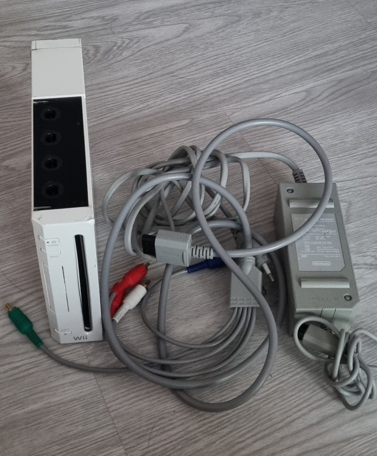 230603_unbox_937e4dc0247632055ef833b0499